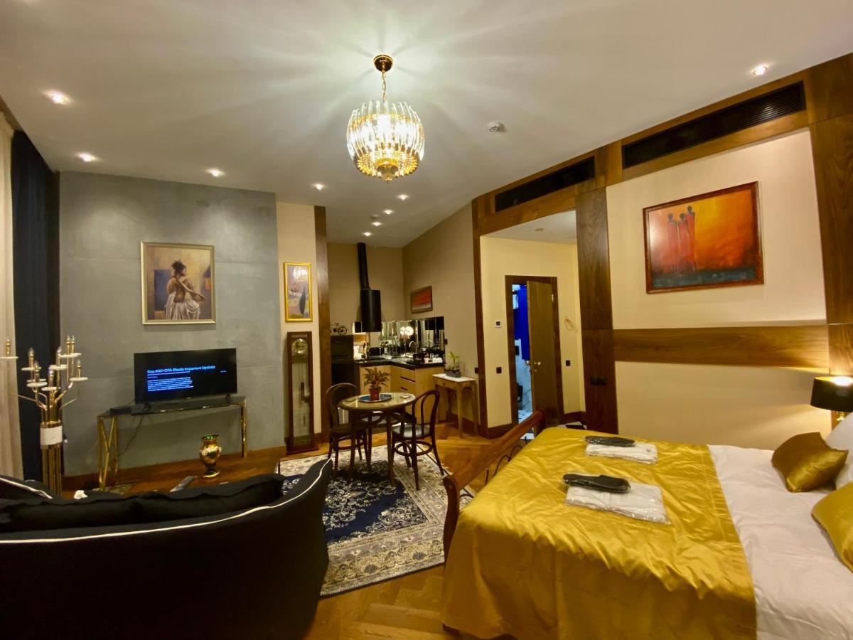 Luxury @ Axis Towers In Heart Of Апартаменти Тбілісі