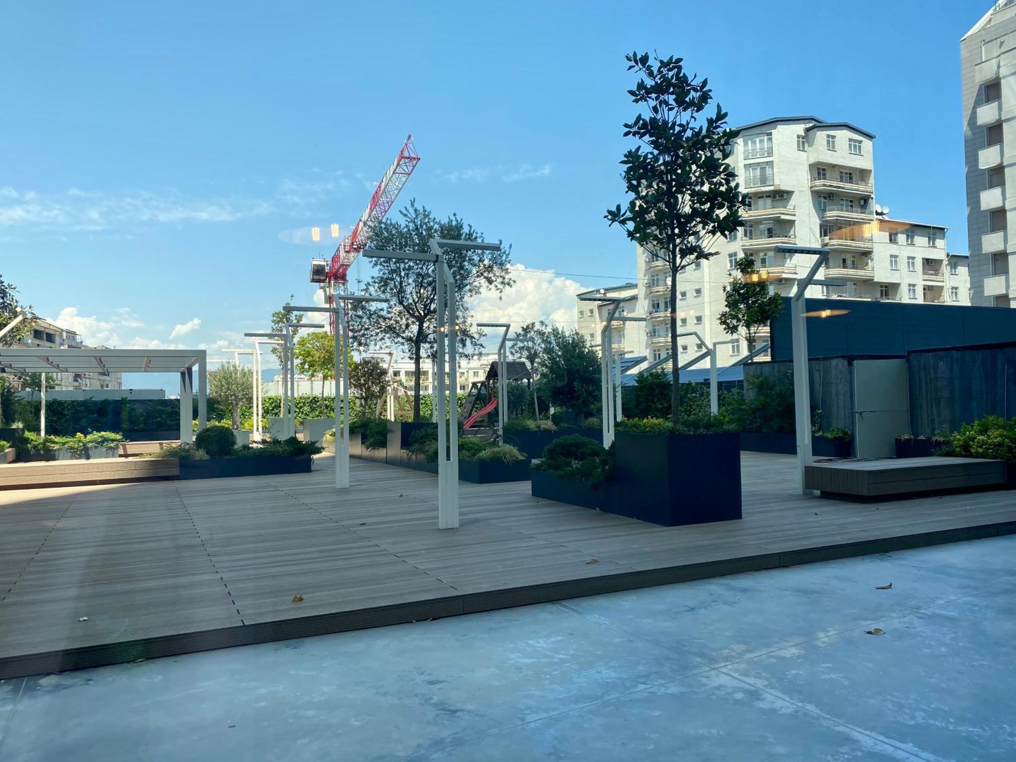 דירה Luxury @ Axis Towers In Heart Of