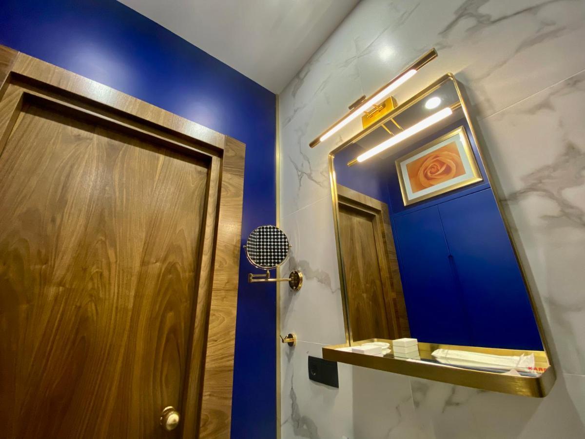 דירה Luxury @ Axis Towers In Heart Of